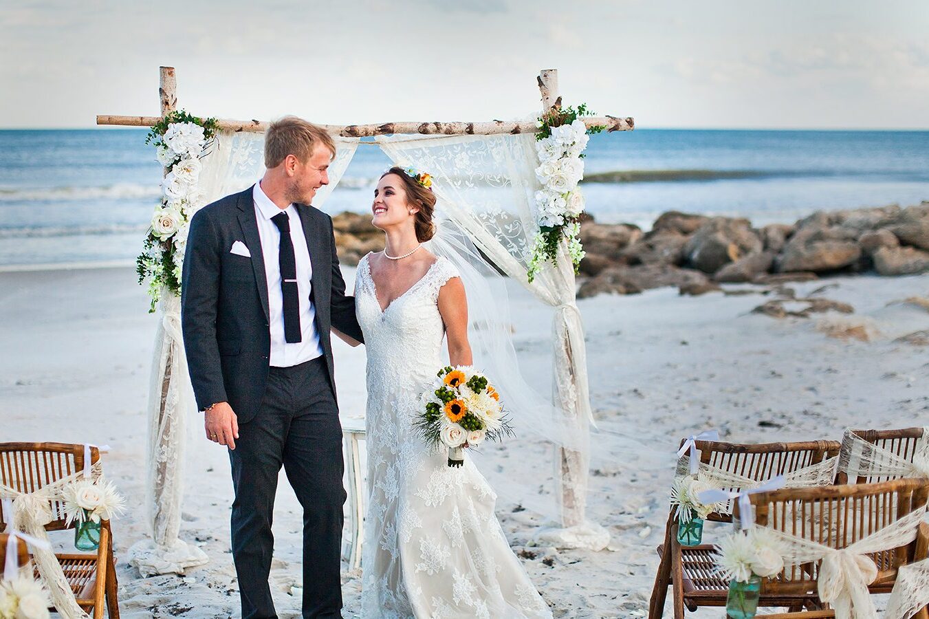 Elevate Your Beach Wedding with Chic and Stylish Floaties