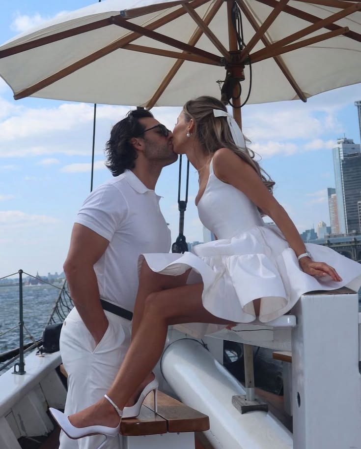 What to Wear to Summer Weddings?